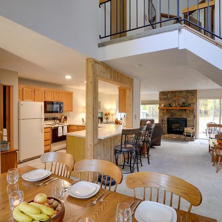 Charming Hidden Valley Resort Home Walk To Slopes Champion Eksteriør billede